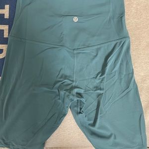 lululemon Align™ Super High Rise Short 
10"